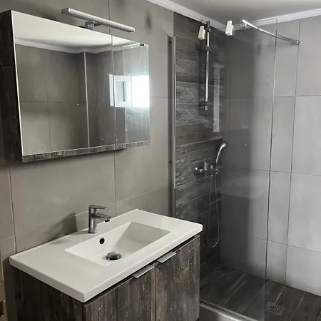 Santorini Emporio New Classic Stylish 1 Bedroom
